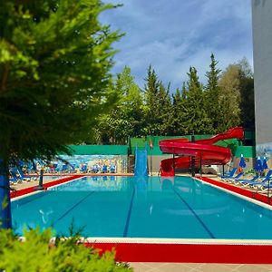 Grand Alisa Hotel